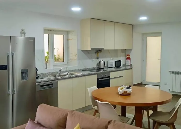 Casa Da Costeira Feriehus *